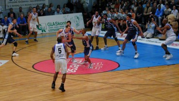 TSK Kapitn Jan Rohdewald zieht in die Zone