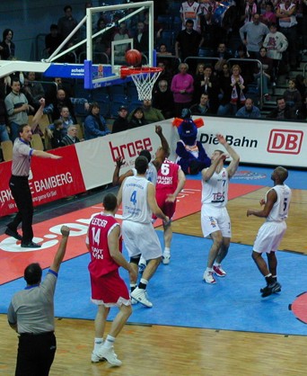 Geht der Ball nun rein oder doch nicht?